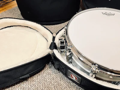 Armor snare drum case